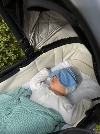 Stop draping blankets over the pram. Here's what to do instead.